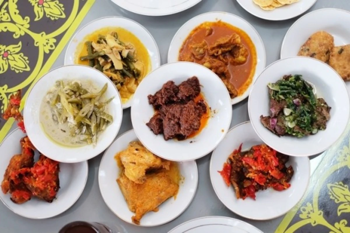 The-Rich-Flavors-of-Padang-Cuisine